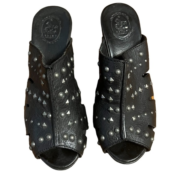 Ariat Studded Peep Toe Heeled Leather Slip-On Clog Mules in Black Sz 7 Y2K 90s - Picture 1 of 13
